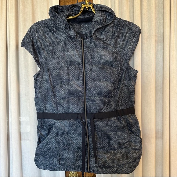 Lululemon Spring Fling Sashiko Cross Inkwell Ghost Goosedown Puffy Vest - Picture 3 of 15